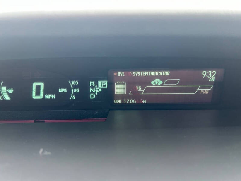 2013 Toyota Prius Plug-in Hybrid