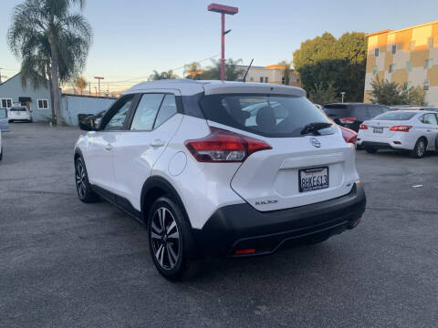 2018 Nissan Kicks SV