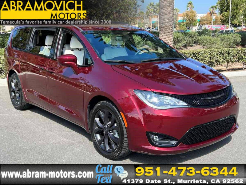 2020 Chrysler Pacifica Touring
