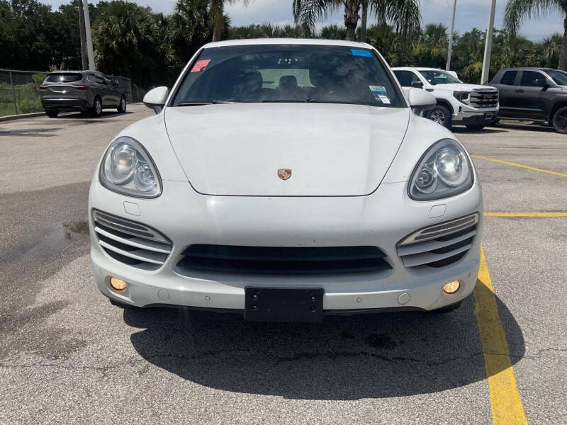 2014 Porsche Cayenne Platinum