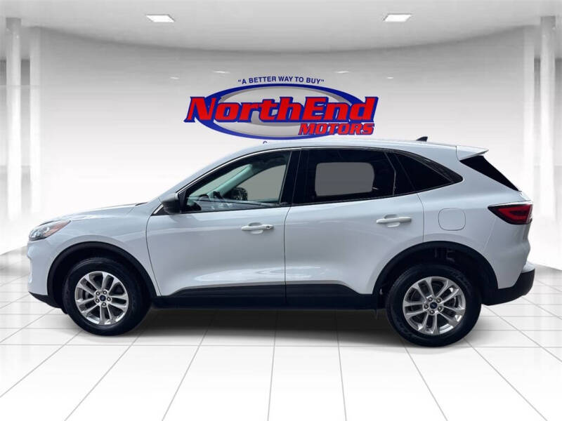 2022 Ford Escape Hybrid SE