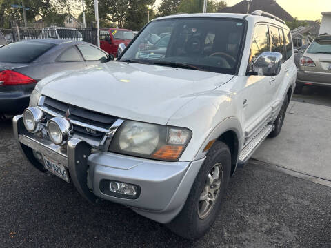 2001 Mitsubishi Montero Limited