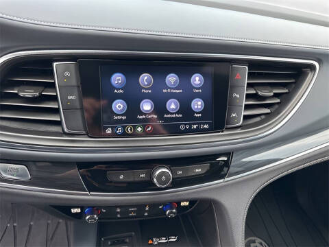 2023 Buick Enclave Essence