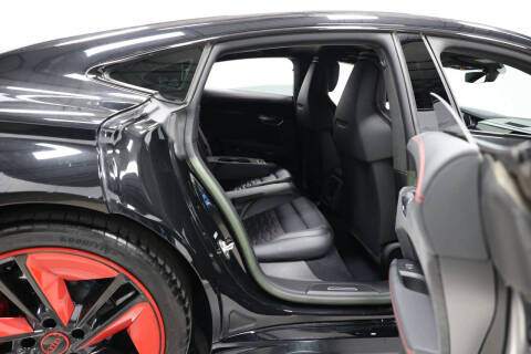 2022 Audi RS e-tron GT quattro