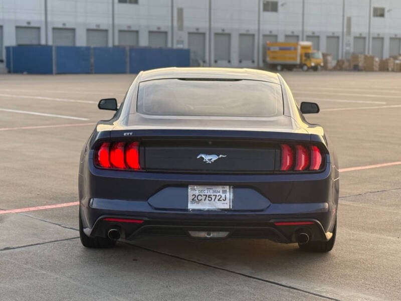 2018 Ford Mustang EcoBoost