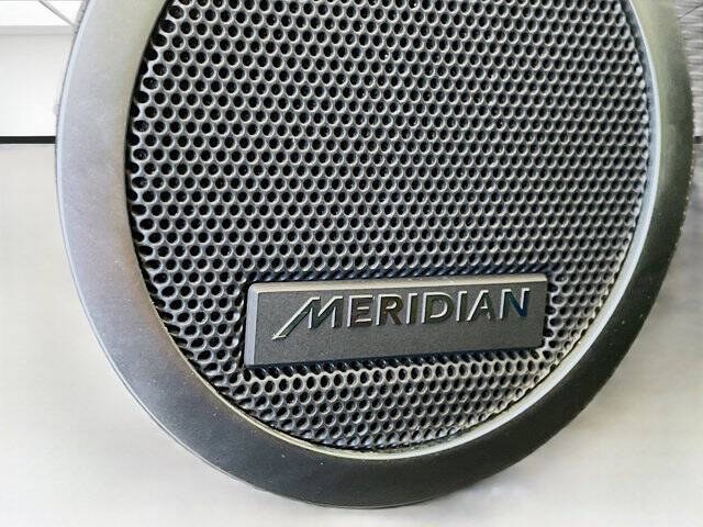 2023 Land Rover Discovery P300 S R-Dynamic