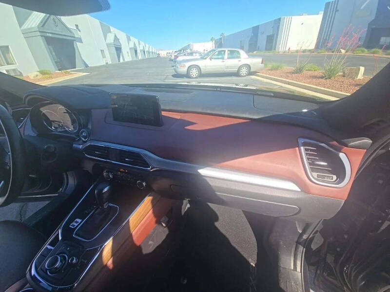 2018 Mazda CX-9 Signature