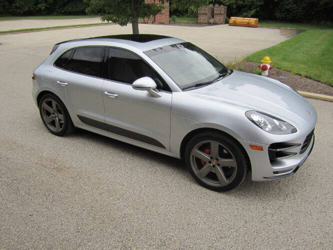 2016 Porsche Macan Turbo