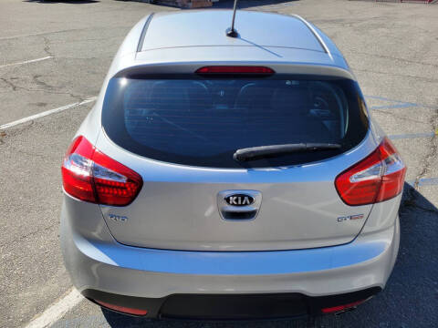 2013 Kia Rio 5-Door SX