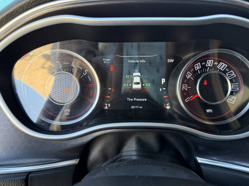 2016 Dodge Challenger R/T Plus