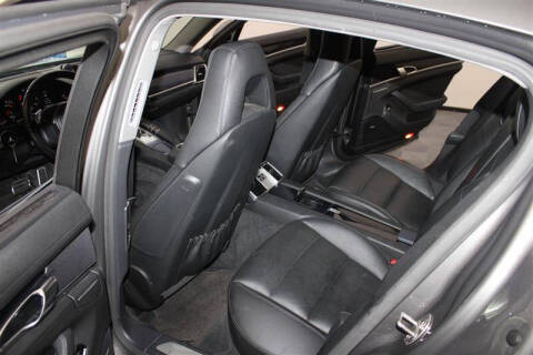 2015 Porsche Panamera