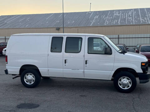 2011 Ford E-Series E-250