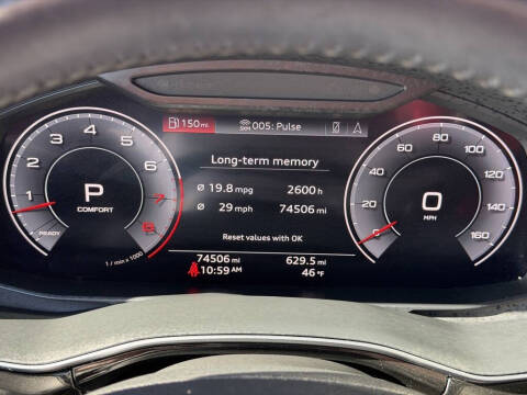 2019 Audi Q8 quattro Premium Plus 55 TFSI