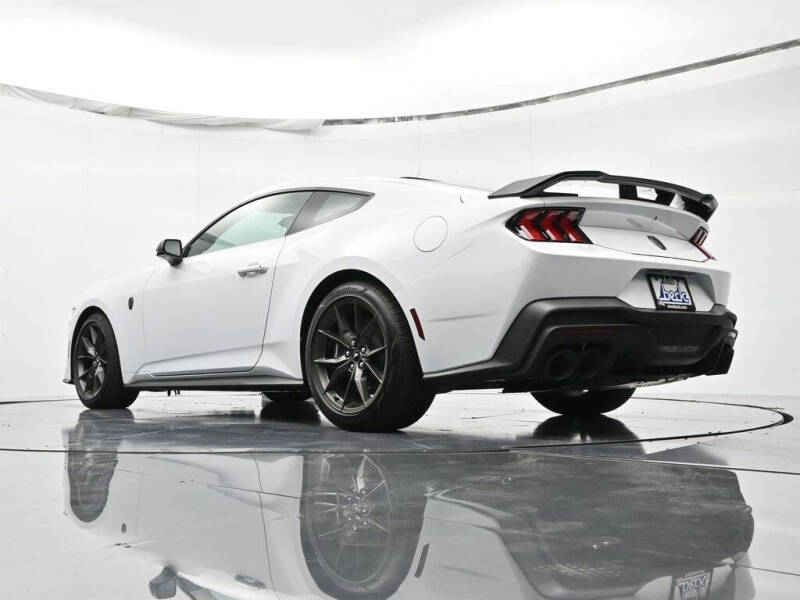 2025 Ford Mustang Dark Horse