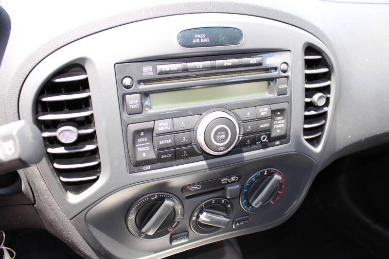2011 Nissan JUKE S