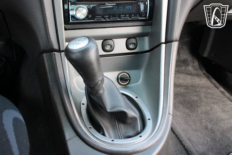 2003 Ford Mustang Mach 1 Premium