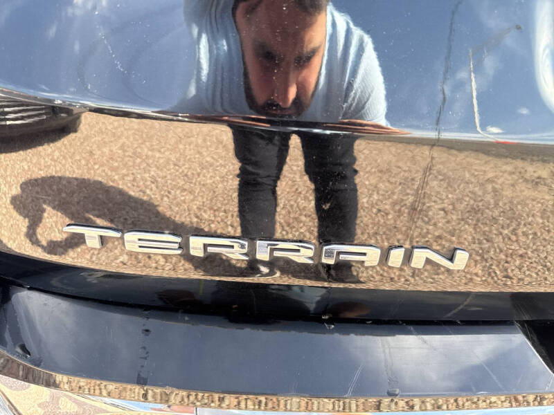 2024 GMC Terrain SLT