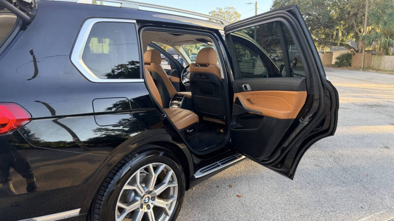 2021 BMW X7 xDrive40i