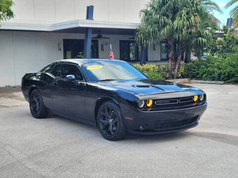 2018 Dodge Challenger SXT Plus