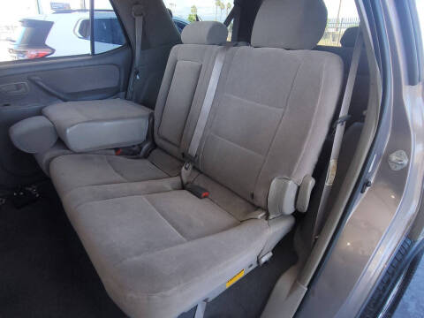 2001 Toyota Sequoia SR5