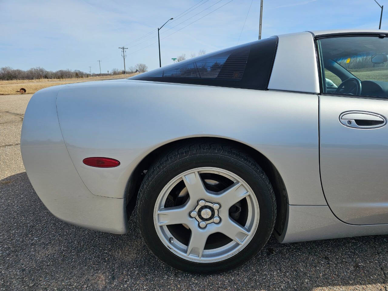 1999 Chevrolet Corvette 25