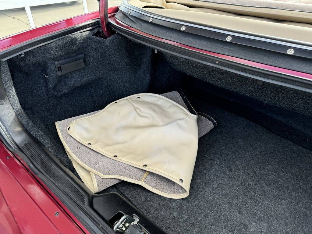 1995 Cadillac Eldorado 23