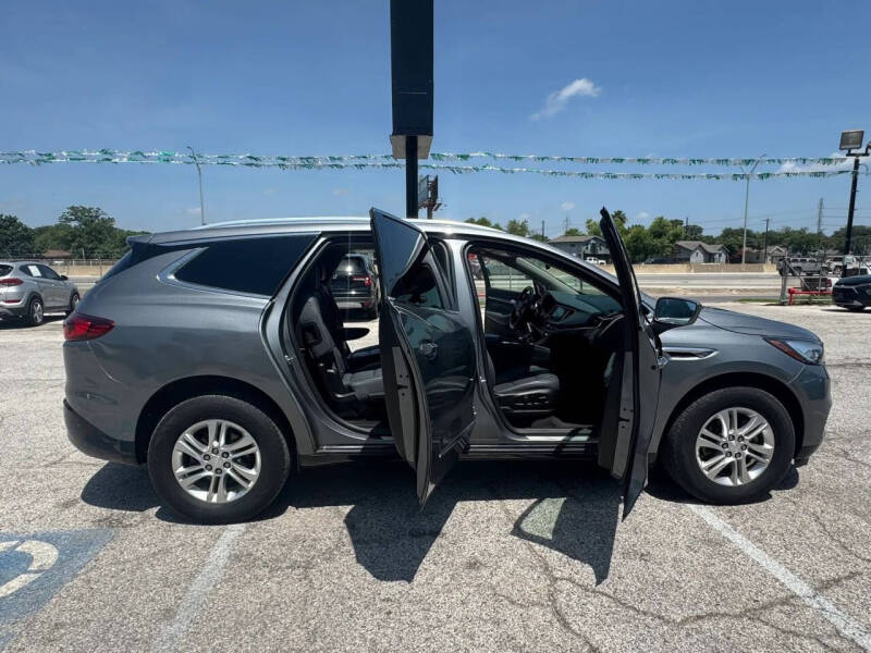 2019 Buick Enclave Essence