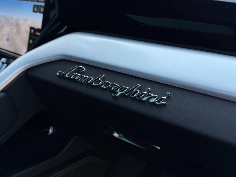 2021 Lamborghini Urus