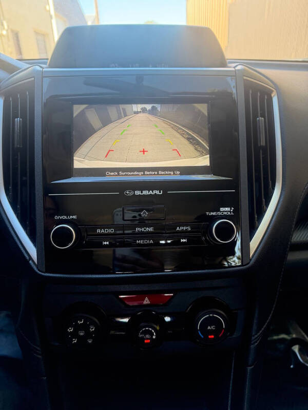2017 Subaru Impreza 2.0i