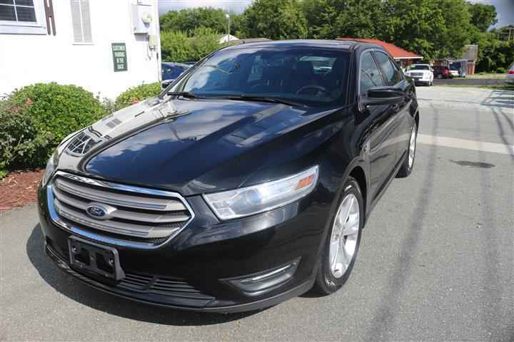 2013 Ford Taurus SEL