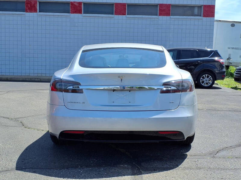 2017 Tesla Model S 75