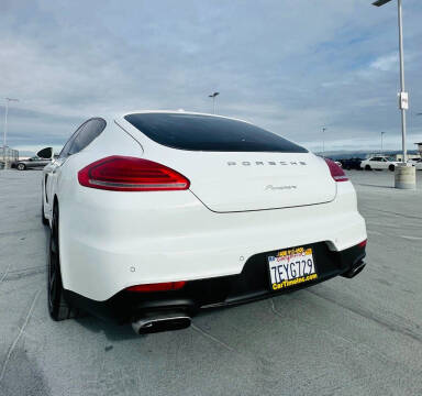 2014 Porsche Panamera 4