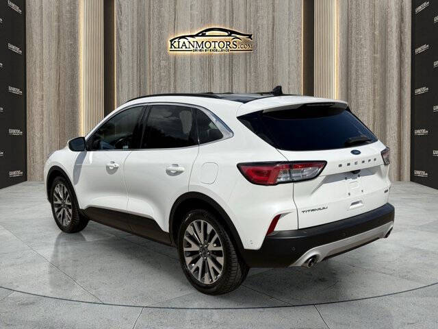 2020 Ford Escape Hybrid Titanium