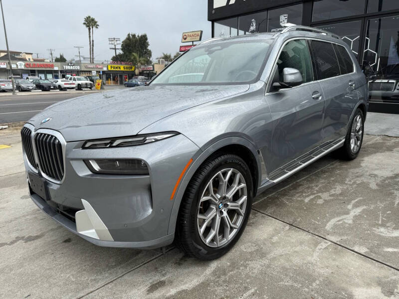 2023 BMW X7 40i photo 3