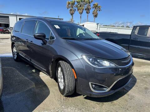 2020 Chrysler Pacifica for sale at Direct Auto in Biloxi MS
