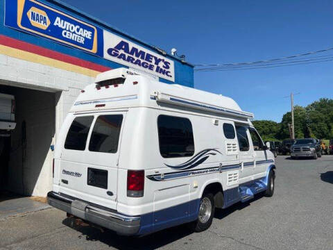 2003 Ford E-Series E-350 SD