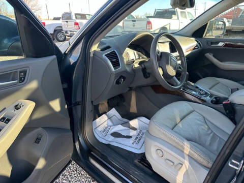 2011 Audi Q5 2.0T quattro Premium Plus