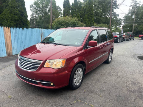 2014 Chrysler Town and Country Touring