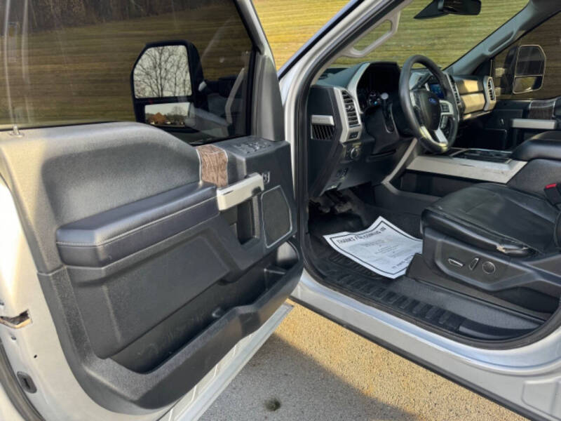 2017 Ford F-350 Super Duty Lariat