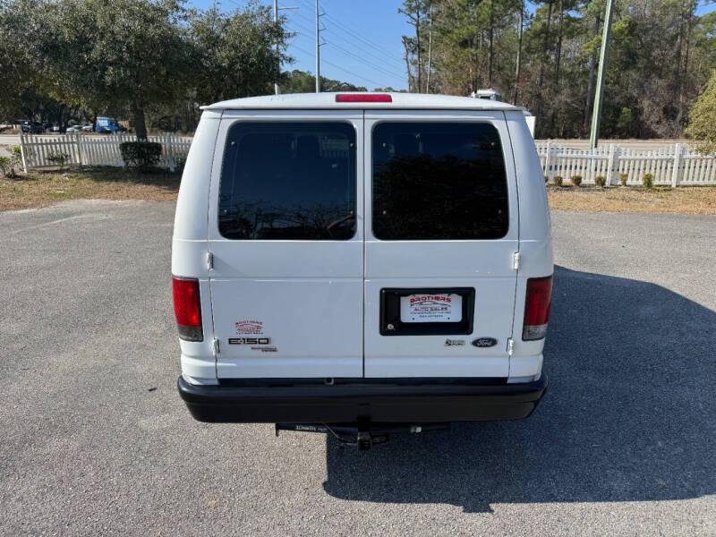 2011 Ford E-Series E-150