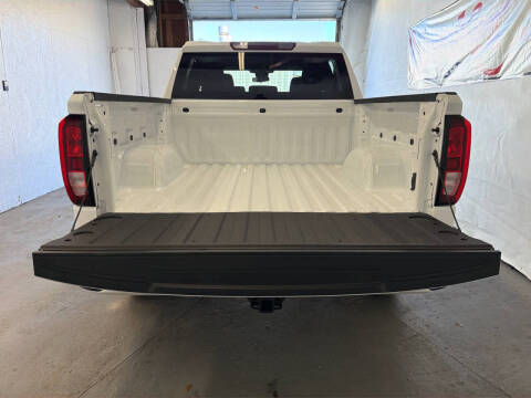 2026 GMC Sierra 1500 Elevation Standard