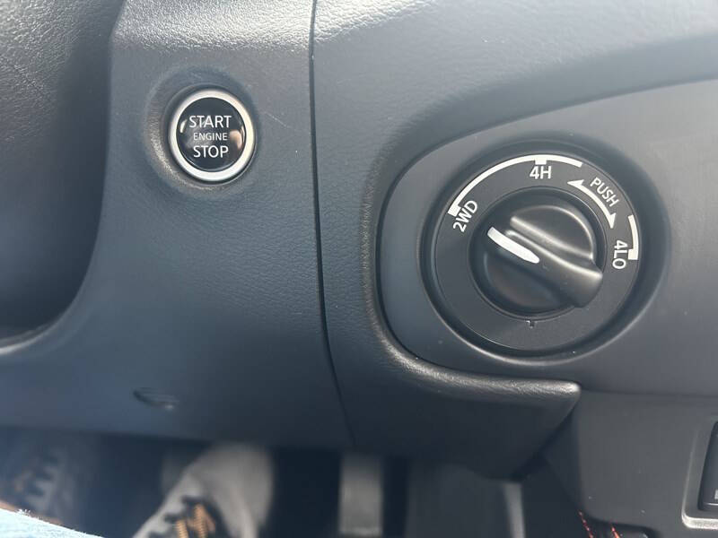 2023 Nissan Frontier S