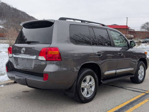 2013 Toyota Land Cruiser