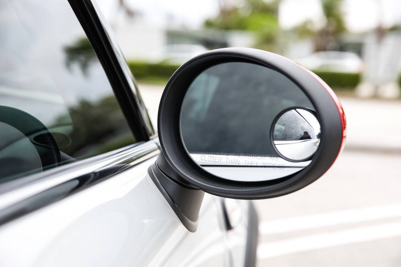2012 MINI Cooper Hardtop 43