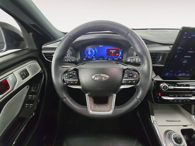 2023 Ford Explorer Platinum