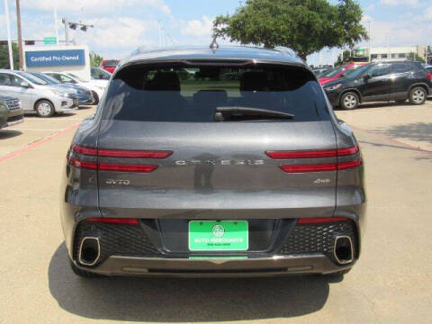 2022 Genesis GV70 2.5T Standard