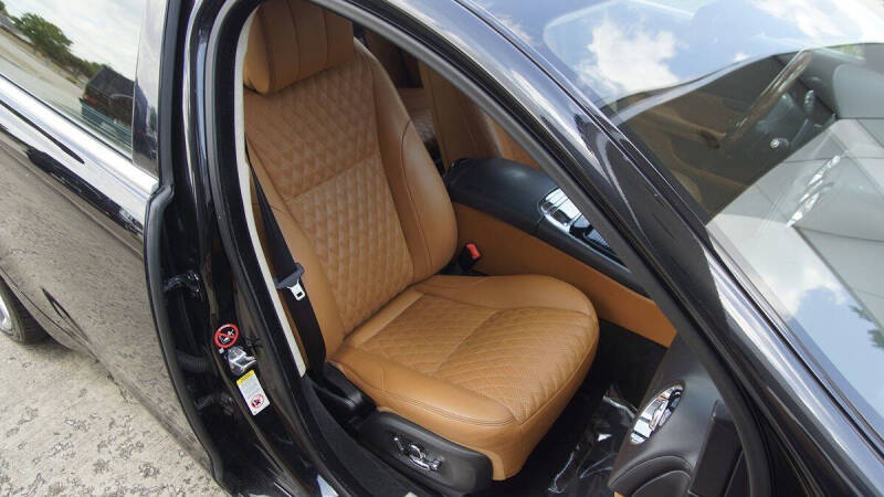 2016 Jaguar XJL Portfolio