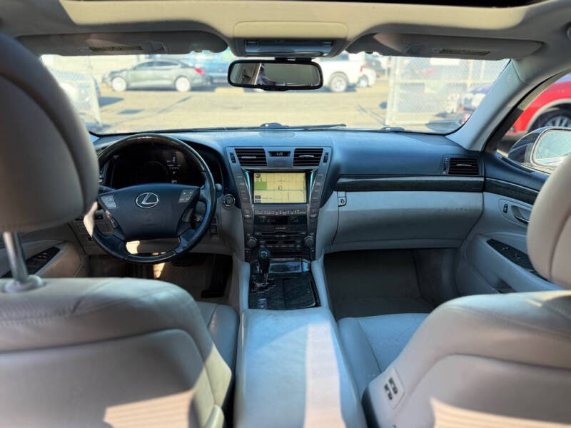 2007 Lexus LS 460