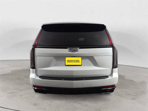 2023 Cadillac Escalade Sport