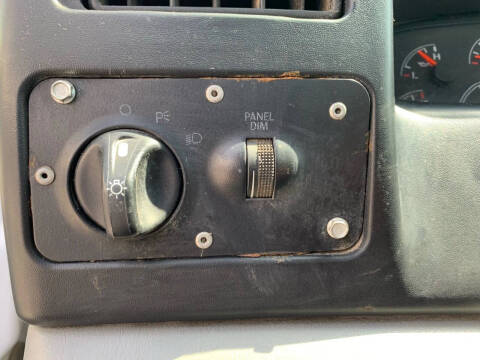 2004 Ford F-650 Super Duty